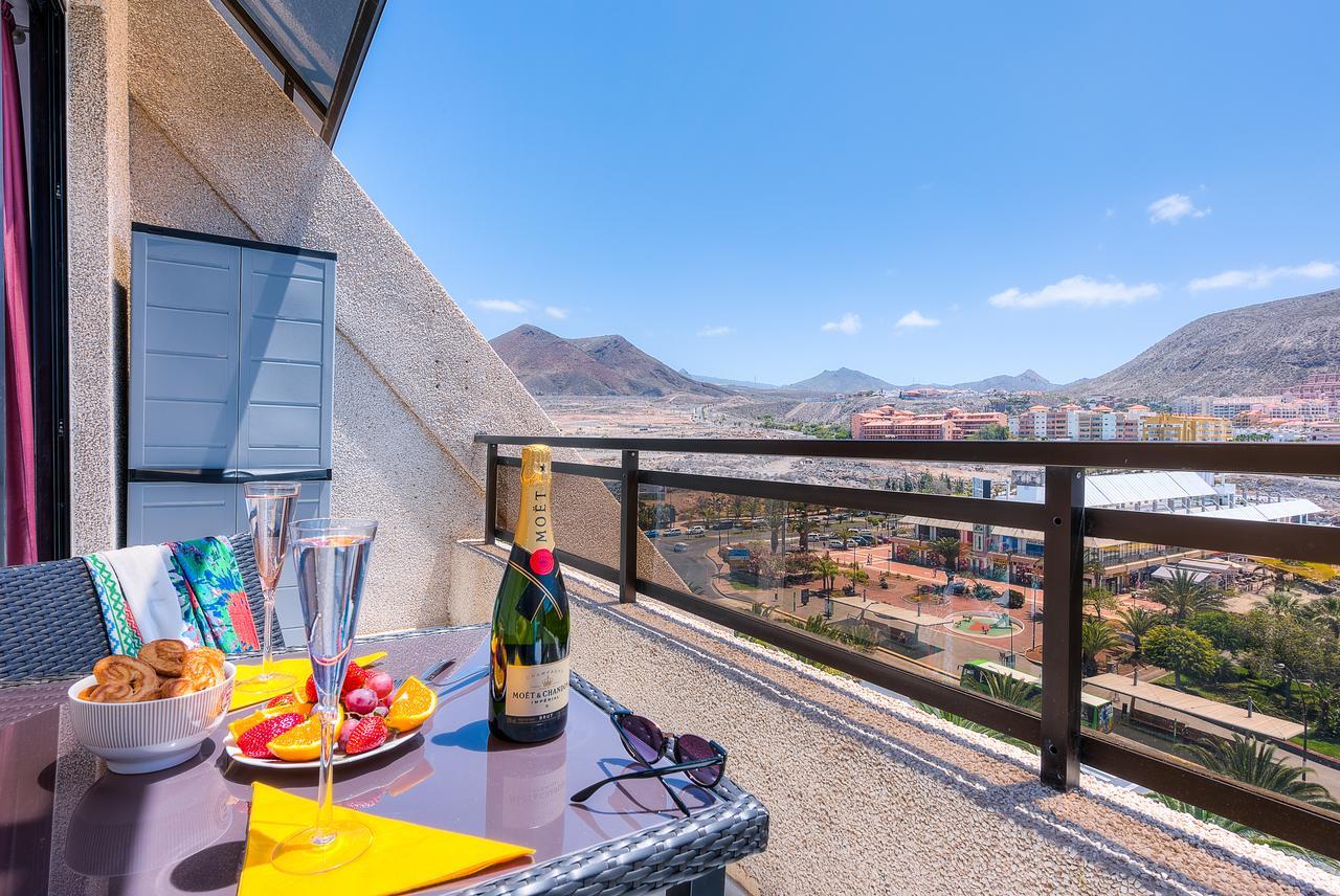 Modern Apartment Los Cristianos Center Екстер'єр фото