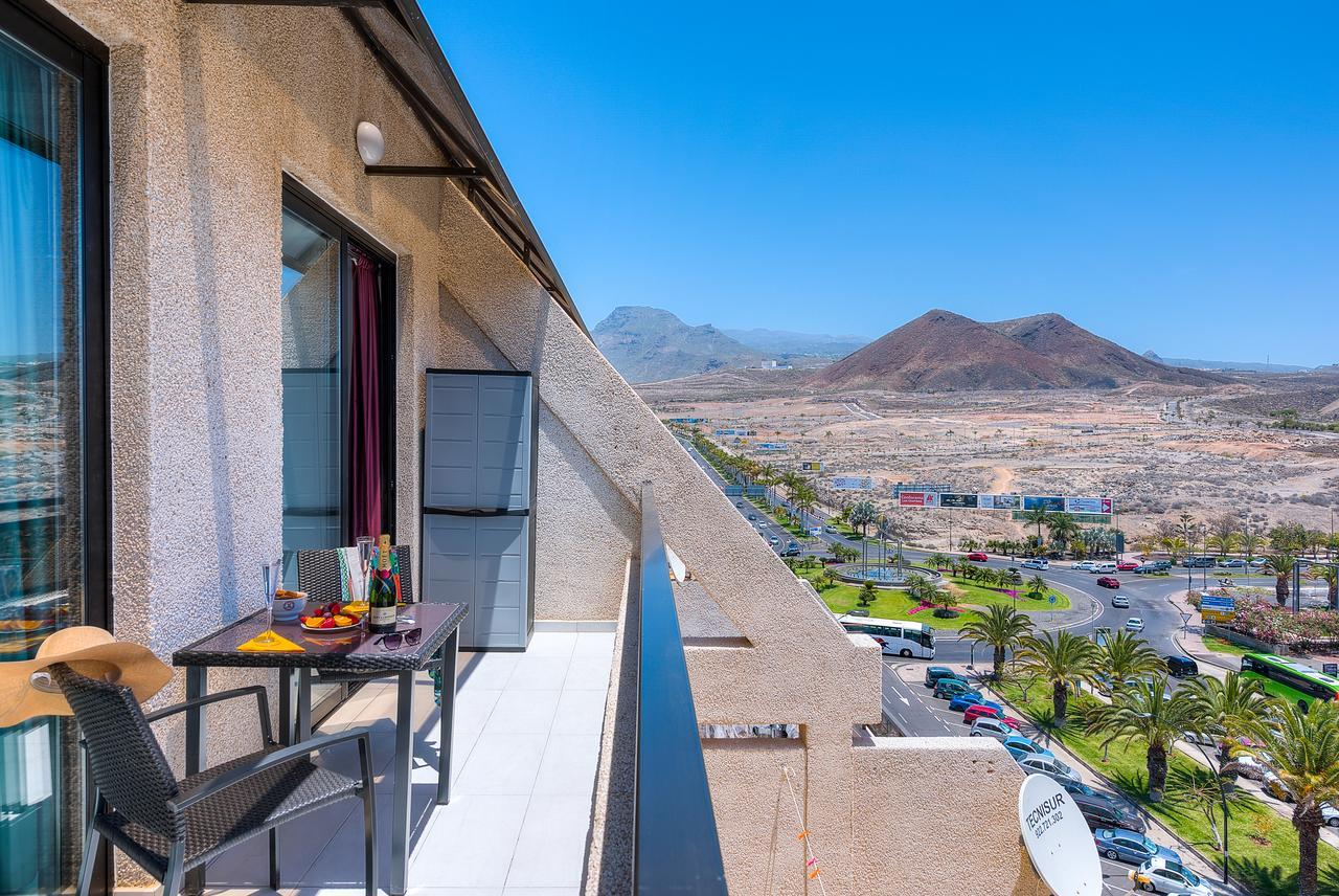 Modern Apartment Los Cristianos Center Екстер'єр фото