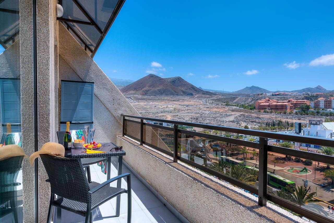 Modern Apartment Los Cristianos Center Екстер'єр фото